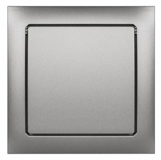 Krytka výfuku vzduchu s bezpečnostní klapkou - barva stříbrná.